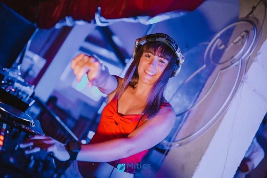nuria-jump-dj-surtribe-remember1