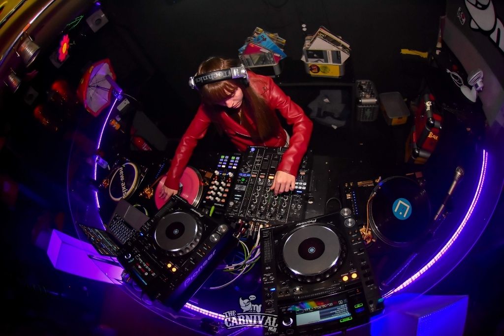 nuria-jump-dj-surtribe-remember2